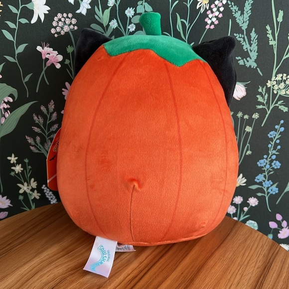 SQUSHMALLOWS Original Calio black cat plush in pumpkin costume! NEW WITH TAGS! - Picture 3 of 10